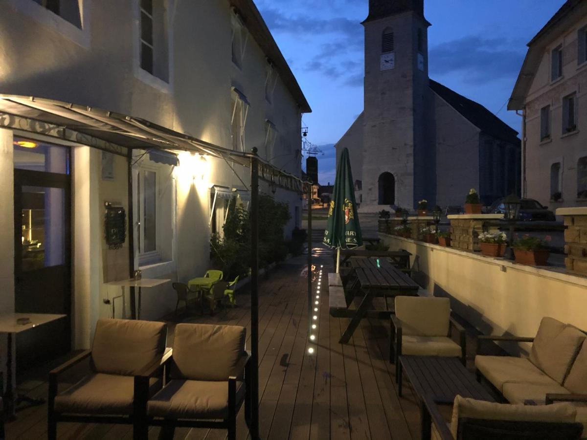 Hotel D'Artiste Pierrefontaine-les-Varans المظهر الخارجي الصورة